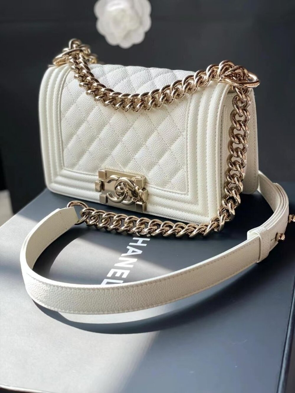 Classic CHANEL Bag: A Stylish and Versatile Choice for Elegance